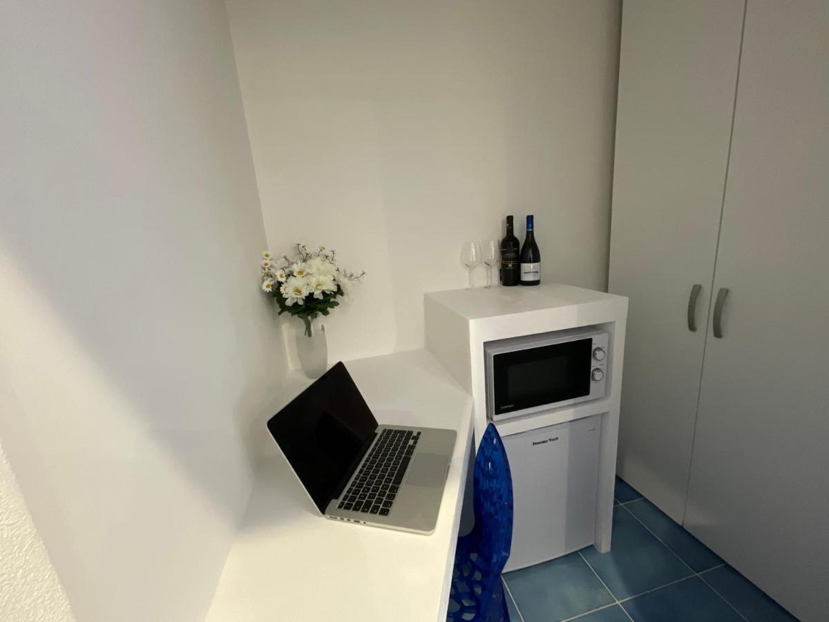 Salento Sottovento Luxury Beb Bed & Breakfast Torre Lapillo Exterior photo